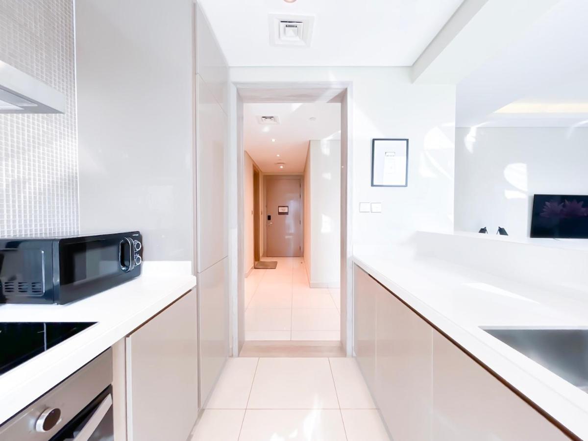 2br In Paramount Tower *